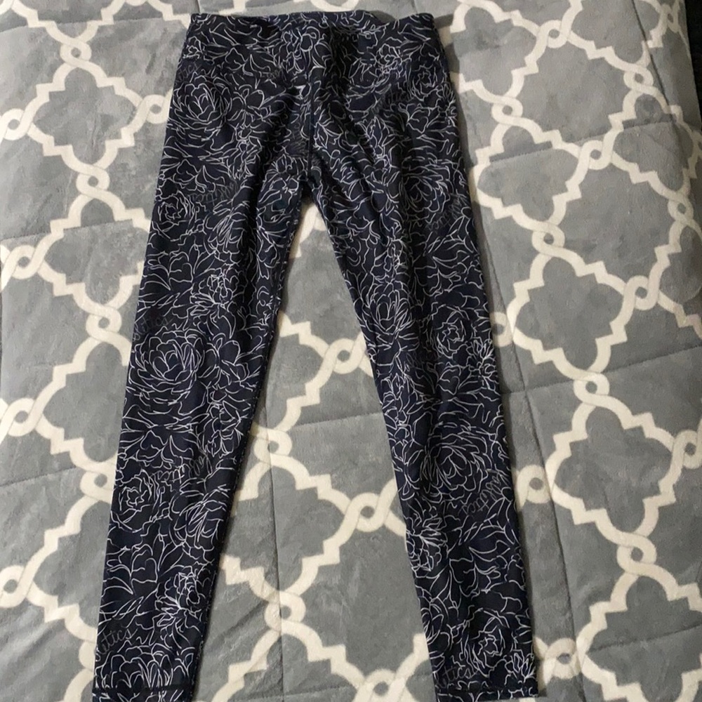 fabletics printed leggings